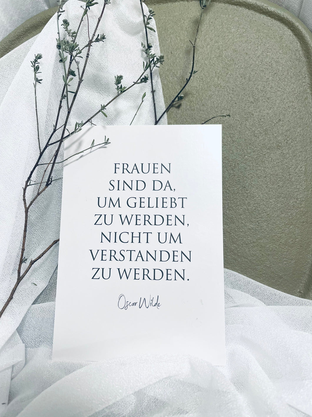,,frauen'' Postkarte